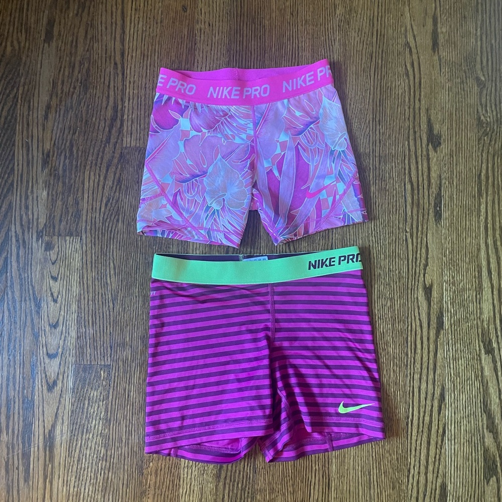 Nike Pro Woman’s Spandex Athletic Shorts Bundle Medium